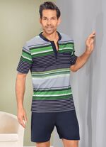 Shorty mit Knopfleiste und Brusttasche 