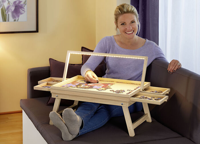 Gro&szlig;er LED Puzzletisch: Endlich Platz und Ordnung f&uuml;r Puzzles 