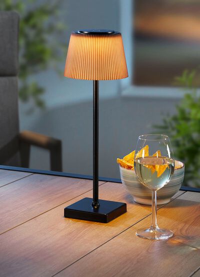 Tischleuchte aus mattschwarzem Metall 
