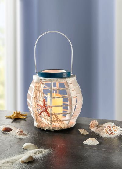 Laterne mit LED-Kerze 