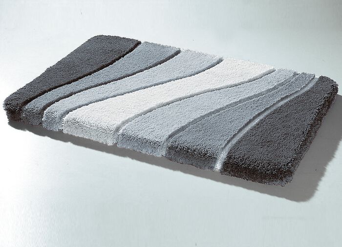 Barfußweiche Badgarnitur aus dem Traditionshaus Meusch GRAU