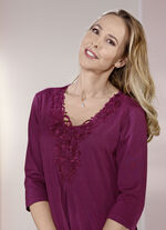 Nachthemd mit Motivspitze, knöchellang BORDEAUX