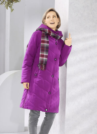 Kurzmantel aus recycelten Fasern 