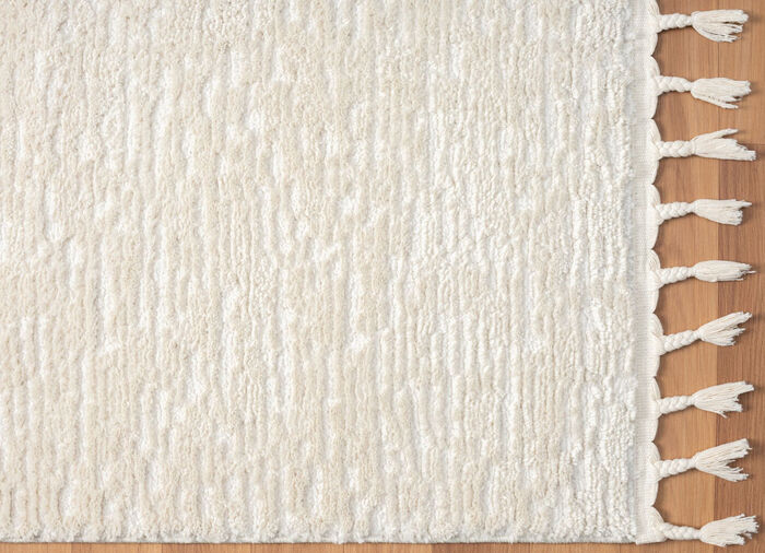 Pflegeleichte Brücken und Teppiche aus synthetischen Material-Mix 