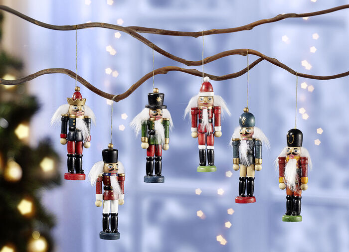 Baumhänger aus Holz, 6er-Set 