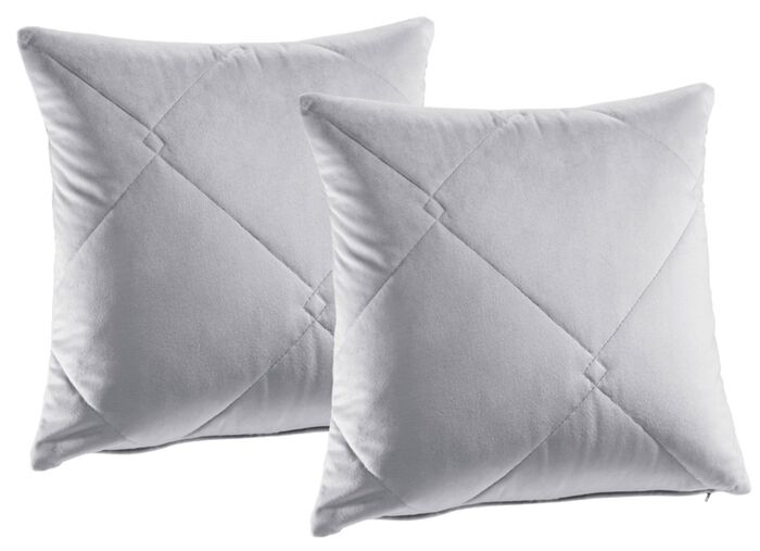 Klassische Tagesdecke und Kissenbez&uuml;ge in edler Samtoptik SILBER