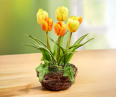 Edle Kunstblumen und hochwertige Kunstblumengestecke